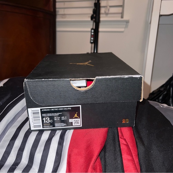 Jordan 1 High lost and found Size 13c - Picture 7 of 7